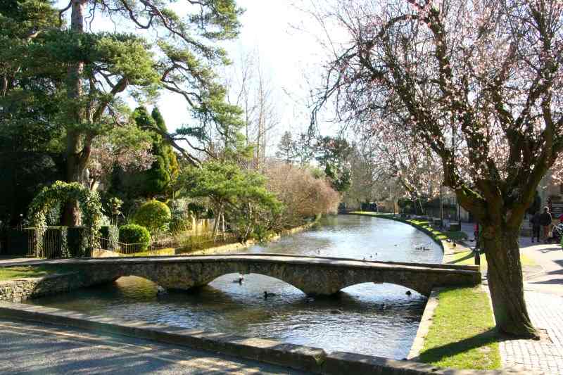 visiter les cotswolds : bourton on the water