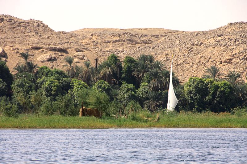 Croisière sur le Nil en Égypte : felouque cachée